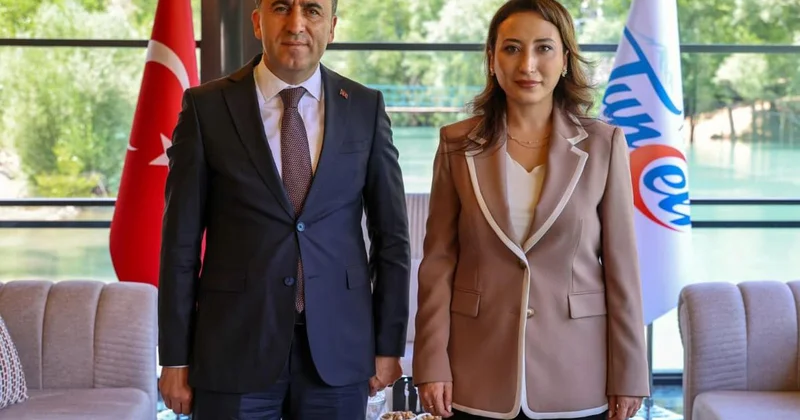 Tunceli nin ilk kadın kaymakamı göreve başladı