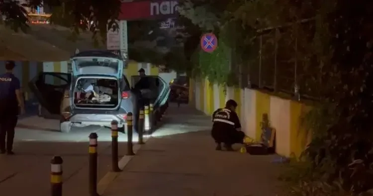 Beylikdüzü’nde denetim sırasında polis ile şüpheliler arasında arbede: 1 kişi silahla yaralandı