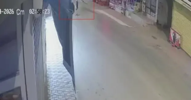 Adana haberleri İş yerine kurşun yağdıran 2 çocuk yakalandı! Tehdit mesajları akıl sorgulattı 07 Temmuz 2026