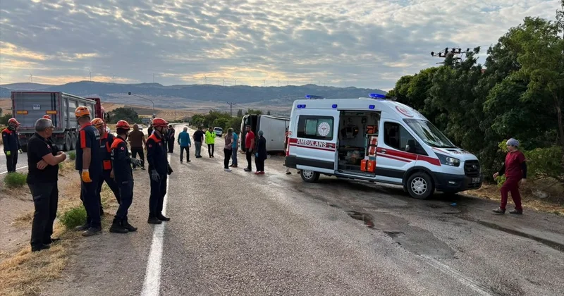 Kırıkkale de devrilen yolcu otobüsündeki 1 kişi hayatını kaybetti; 41 kişi yaralandı