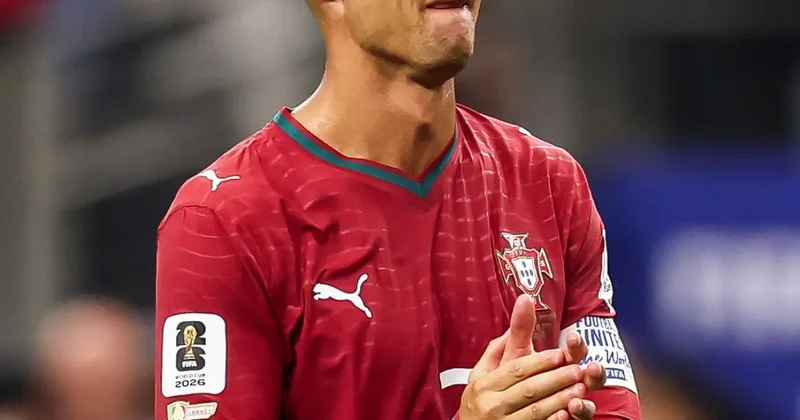Ronaldo son maçında rekor kırdı! Gözyaşları içinde veda etti