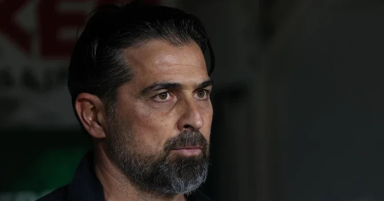 İlhan Palut: Takıma 5 ana transfer yapmak istiyoruz