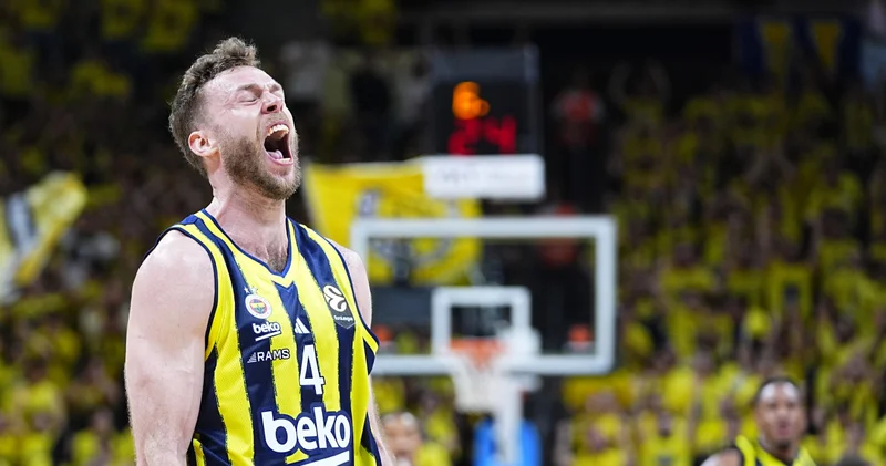 Melli 2 yıl daha Fenerbahçe de!