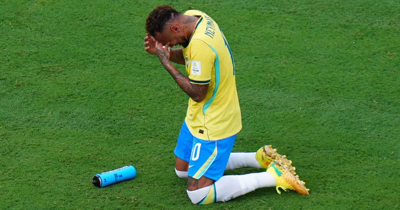 Neymar, milli takıma gözyaşlarıyla veda etti!