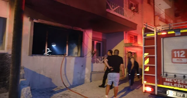 Önce ağabeyini bıçakla kovaladı, sonra evi ateşe verdi Nevşehir Haberleri Habertürk Yerel Haberler
