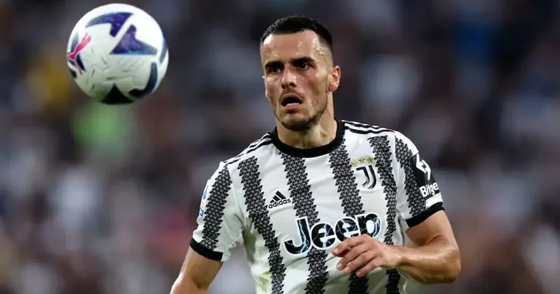 Eski Fenerbahçeli Filip Kostic in yeni adresi Hollanda oldu Fanatik Gazetesi Futbol Haberleri Spor