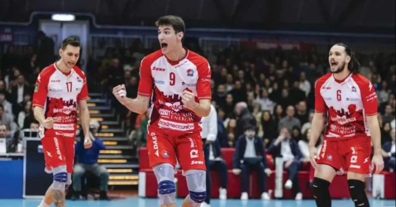 Efe Mandıracı, Galatasaray ile imzaladı!