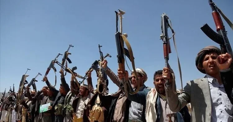 Husiler Yemen i vurdu: 2 ölü 14 yaralı
