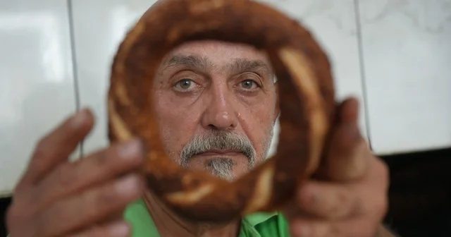 Türkiye nin en iyi simitleri listesi İzmitlileri kızdırdı 52 yıllık taş fırın ustasından simit sıralaması tartışmalarına son nokta Kocaeli Haberleri Habertürk Yerel Haberler