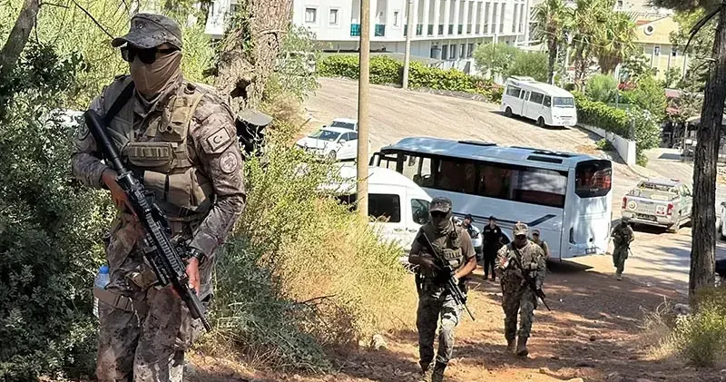 Suikast timindeki FETÖ mensubu Karatepe nin gösterdiği bölgede arama