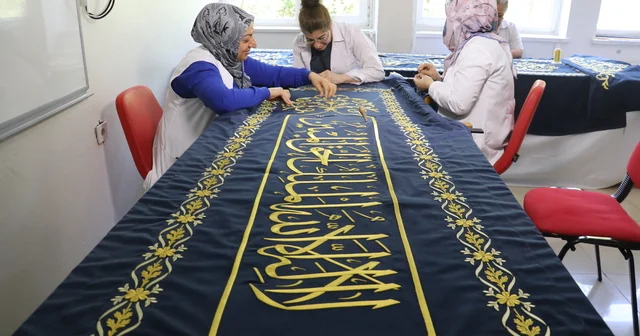 3 üncü Selim in türbesinin örtüsü, Diyarbakır da ilmek ilmek işleniyor Diyarbakır Haberleri Habertürk Yerel Haberler
