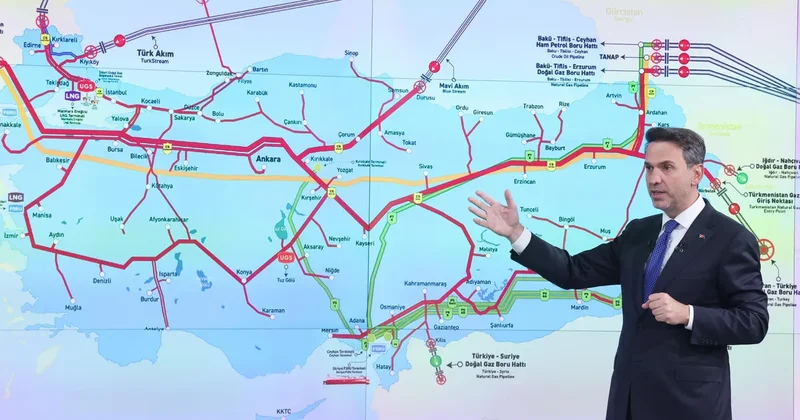 Türkiye den Ceyhan ı petrolün Rotterdam ı yapacak hedef! Bakan Bayraktar 2028 e işaret etti