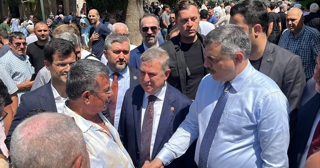 İçişleri Bakanı Çiftçi, cuma ve cenaze namazlarına katıldı Sinop Haberleri Habertürk Yerel Haberler