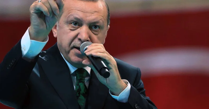 Cumhurbaşkanı Erdoğan talimatı verdi! AK Parti 81 ilde sahaya iniyor