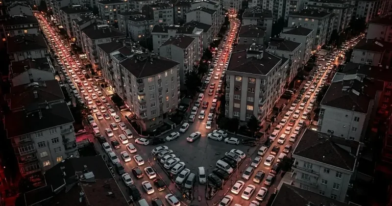 Oto çok, park yok! Şehir resmen kaderine terk edildi