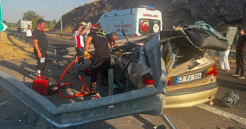 Şanlıurfa da feci kaza! Takla atan otomobil, çelik bariyerlere çarptı: 1 ölü, 1 ağır yaralı