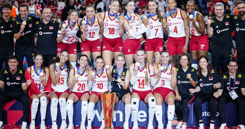 TRT spikerinin şampiyonluk sözleri gündem oldu! Tüyleri diken diken etti Sözcü Gazetesi