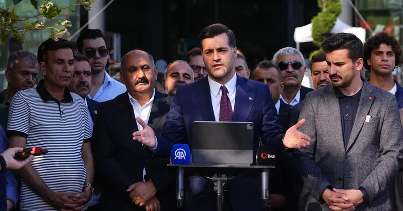 AK Parti’den Üsküdar Belediyesi’ne hizmetsizlik protestosu! 10 milyar liralık borç var