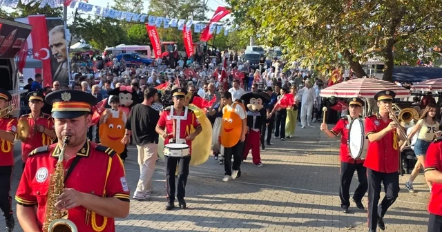 Yeşilçomlu Kavun Festivali bölge üreticisine pazar oluşturuyor Balıkesir Haberleri Habertürk Yerel Haberler