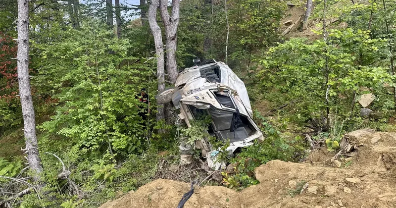 Kastamonu da feci kaza! İşçileri taşıyan minibüs devrildi; 1 kişi öldü, 4 kişi yaralandı