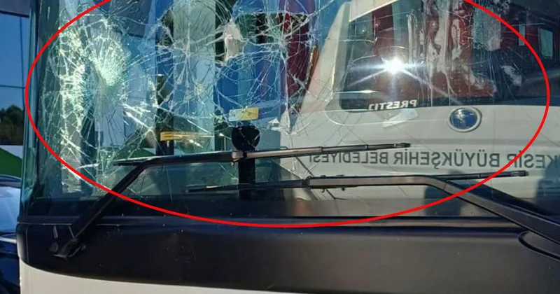 Daha ilk maçtan bu yapılır mı? Birkaç saat arayla iki farklı takım taraftarıyla arbede yaşadılar