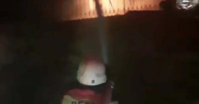 Besni’de ev yangını korkuttu