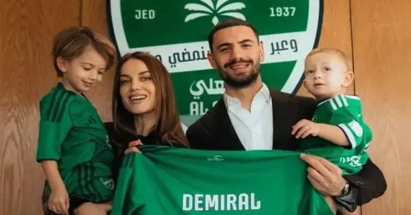 Merih Demiral ın eşinden soyadı hamlesi: Boşandıkları iddia edildi!