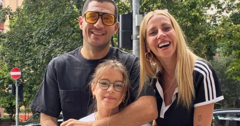 Uraz Kaygılaroğlu ve Melis İşiten in kızı Ada ortaokullu oldu