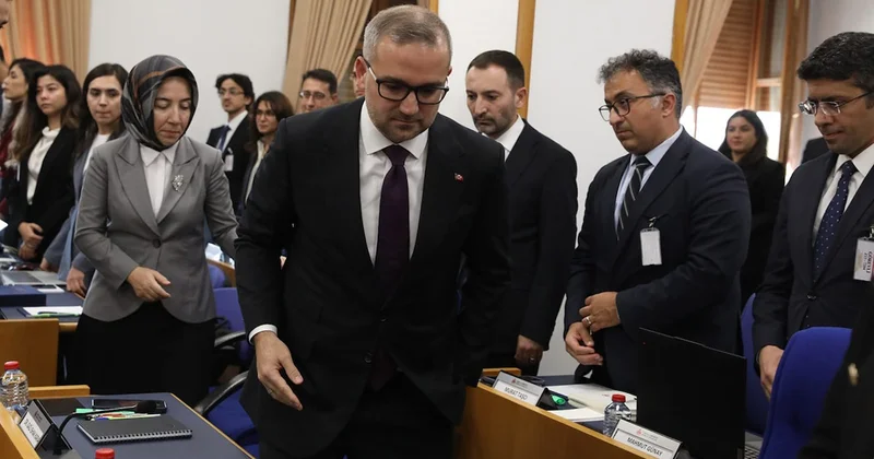 Karahan’ın sunumuna fon krizi damga vurdu Sözcü Gazetesi
