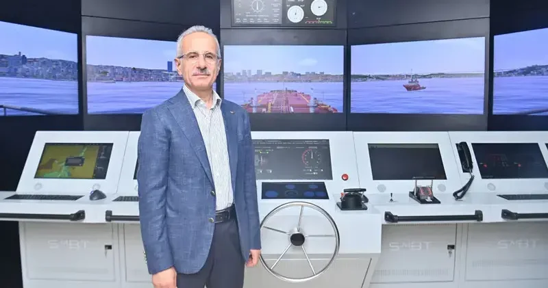 Bakan Uraloğlu: Türk sahipli deniz ticaret filosu 54,3 milyon detveyt tona ulaştı