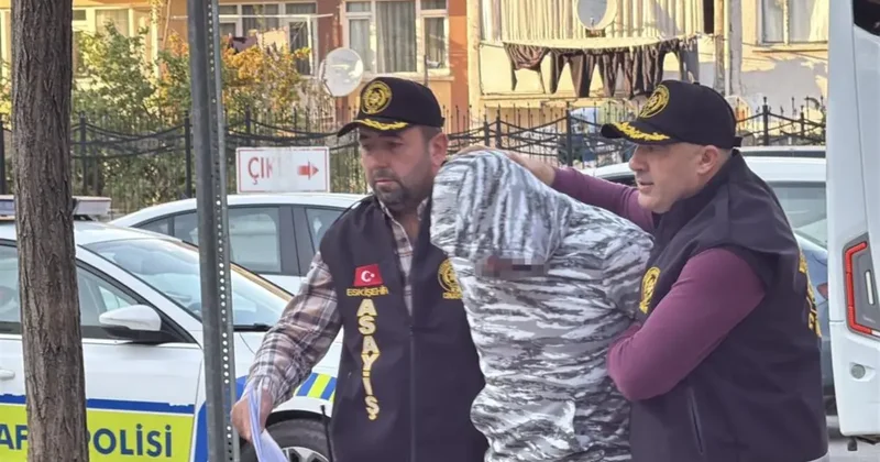 Arkadaşını bıçaklayarak öldüren cinayet şüphelisi adliyeye sevk edildi