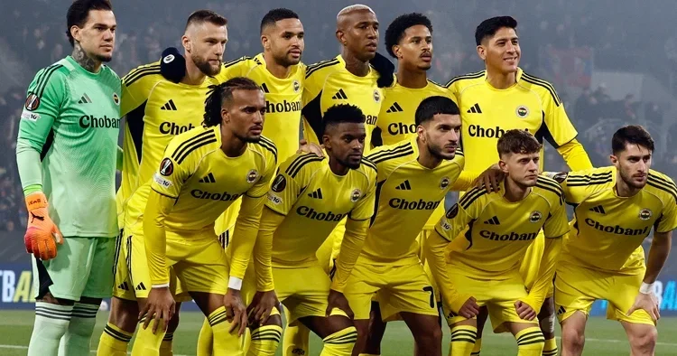 Fenerbahçe de iki yıldız cezalı duruma düştü!