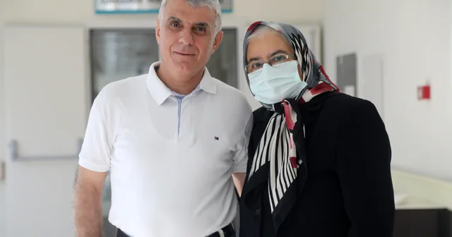 37 yıllık eşinin böbreğiyle yaşama tutundu: Ömrümün en özel hediyesini verdi Antalya Haberleri