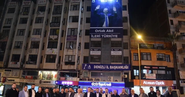 Anahtar Parti Denizli de çalışmalarına başladığı yerden devam ediyor Anahtar Parti Denizli İl Başkanı Hakan Saruhan: Tarih, bir işi başladığı gibi bitirenleri yazar Denizli Haberleri