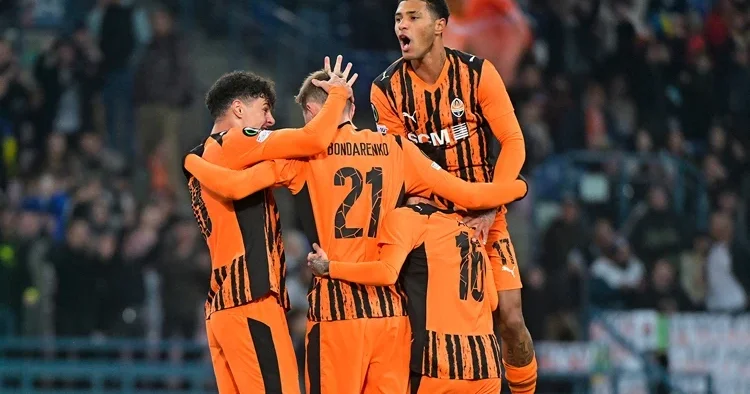 Arda Turan ın Shakhtar ı, Konferans Ligi nde 2 golle kazandı!