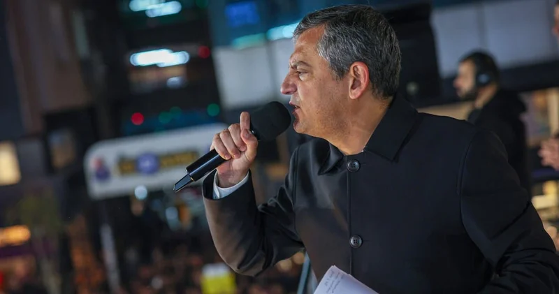 Son Dakika Özel den Erdoğan a hakaret yanıtı! Geçmişte söylediklerini saysam canlı yayın kesilir