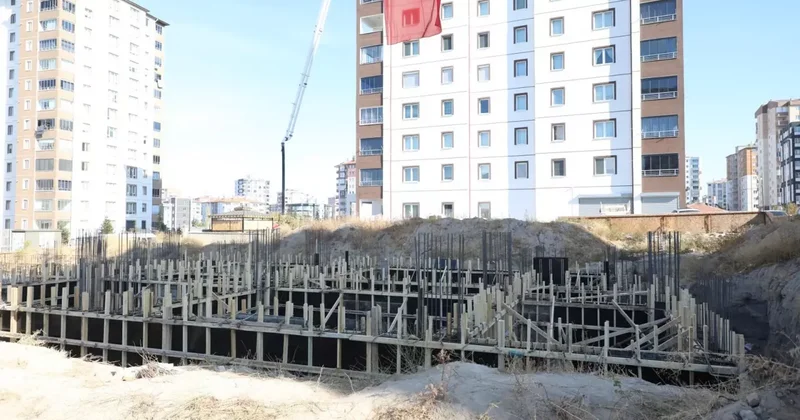 Hayırsever belediye işbirliği! Mustafa Ulubaş İlkokulu nun temeli atıldı