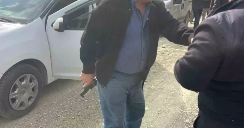 Alanya’da silahlı ve bıçaklı kavga kanlı bitti: 2 yaralı