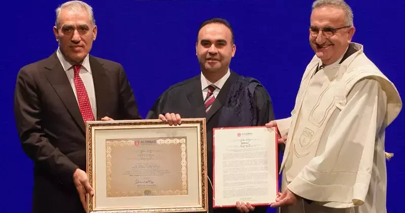 Bakan Kacır: Türkiye 12 ayda 109 milyar dolara yakın ürün ihracatı gerçekleştirdi