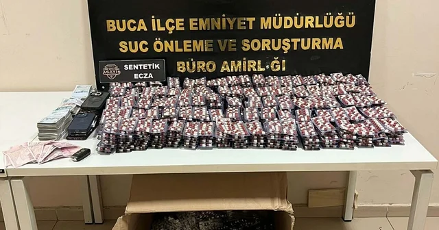 Balıkesir den İzmir e uyuşturucu getirdiği belirlenen 10 şüpheliye gözaltı İzmir Haberleri