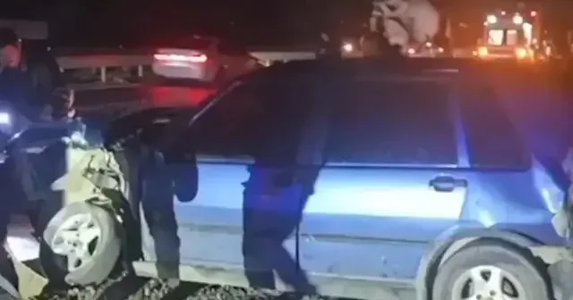 Bursa’da şehirlerarası otobüs ile otomobil çarpıştı VİDEO İZLE