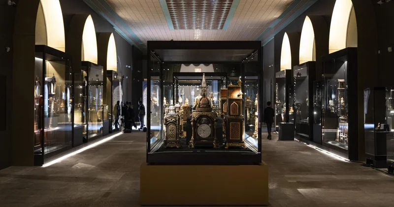 Dünyanın sayılı saat koleksiyonları Topkapı Sarayı nda sergileniyor