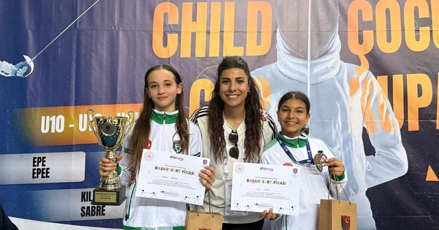 Eskrimde Hülya Balcı fırtınası İzmir Haberleri