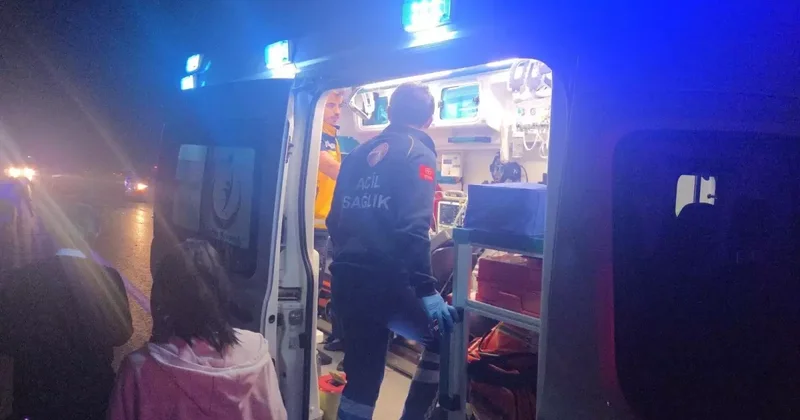 Otomobilin Kendiliğinden Hareketi Otobüsle Çarpıştırdı