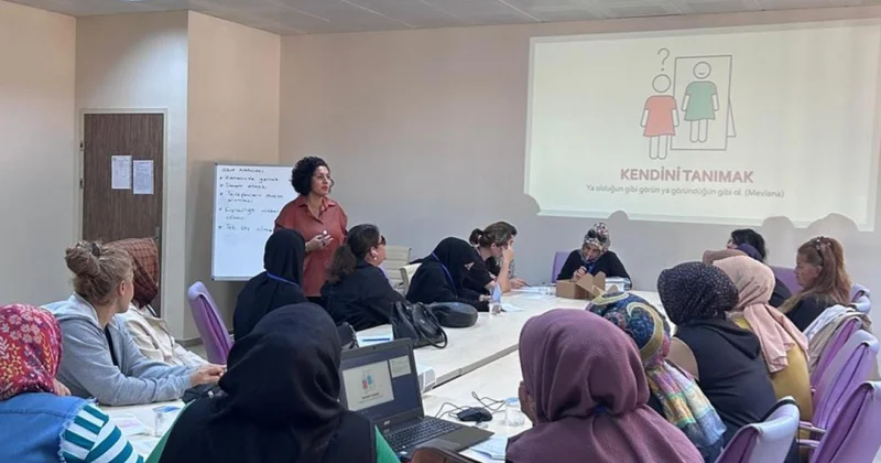 Bakanlığın Modüler Aile Eğitim Programı 42 ilde daha uygulanmaya başladı