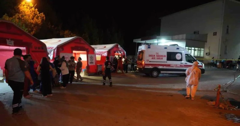 Birlik ve Dayanışma Sendikası ndan Balıkesir depremi için rapor: Sağlık kuruluşuna ulaşamadık, bakanın ziyareti için yollar kapatılmış