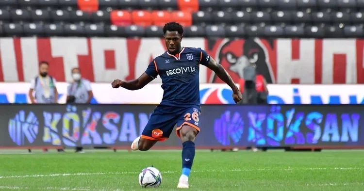 Carlos Ponck un adı ve yaşı sahte çıktı!