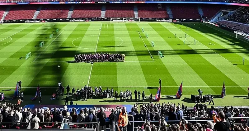 Ve Barcelona Camp Nou ya kavuştu! 21.795 taraftar önünde açık antrenman Fanatik Spor Haberleri Video