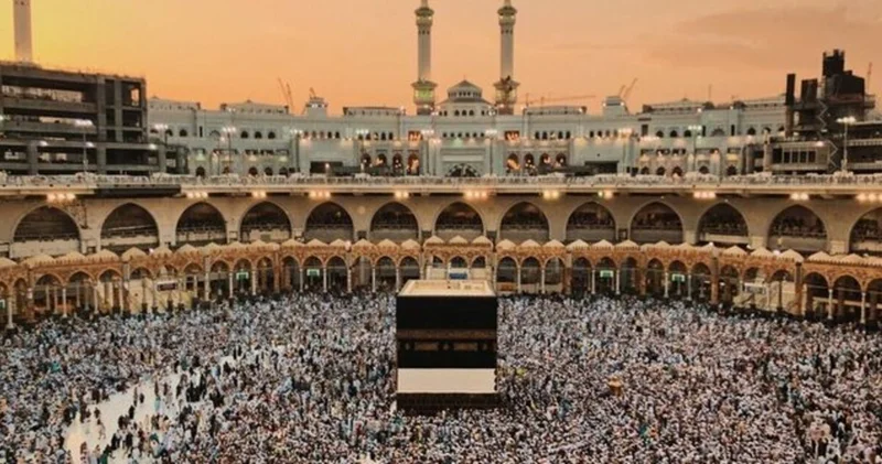 HAC KONAKLAMA ÜCRETLERİ 2026: Bu yıl 1 kişilik Hac parası ne kadar? 1, 2, 3 ve 4 kişilik oda fiyatları kaç TL? İşte Hac normal ve yakın mesafe konaklama ücretleri