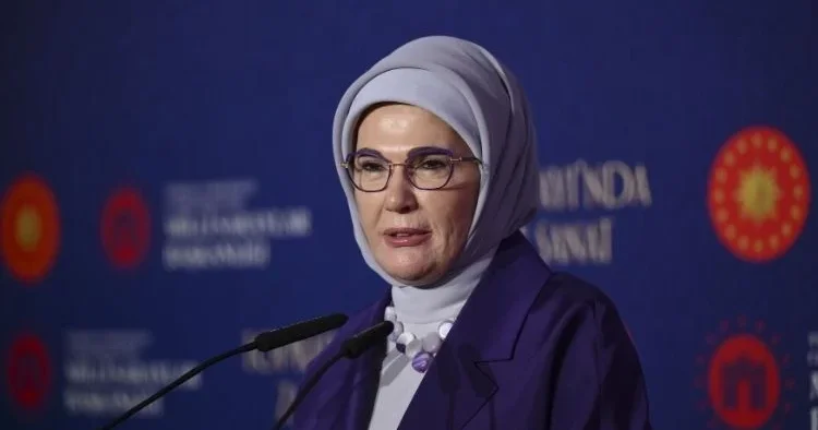 Emine Erdoğan, Topkapı Sarayı Saat Müzesi nin açılışında konuştu: Müzeler yaşayan mekanlar haline geldi